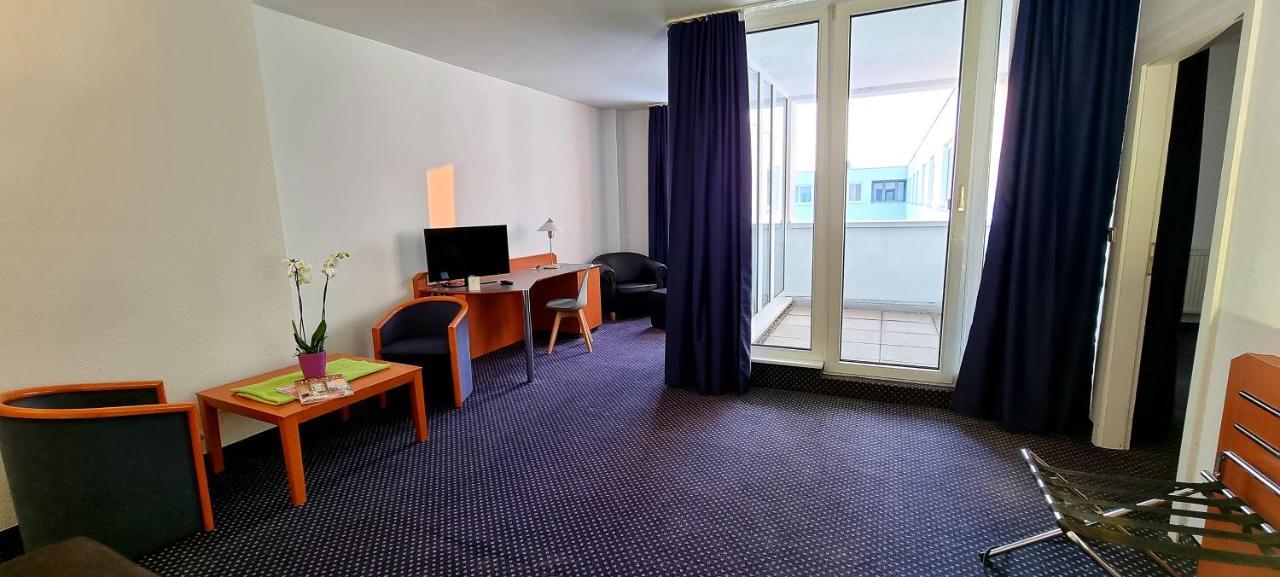 Exo Square Heidelberg/Schwetzingen - By Superfly Hotels エクステリア 写真