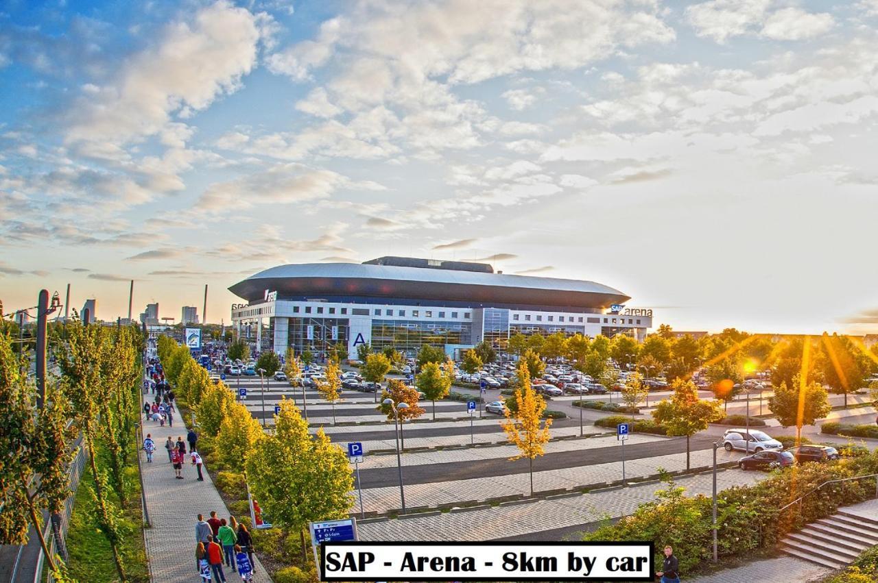 Exo Square Heidelberg/Schwetzingen - By Superfly Hotels エクステリア 写真